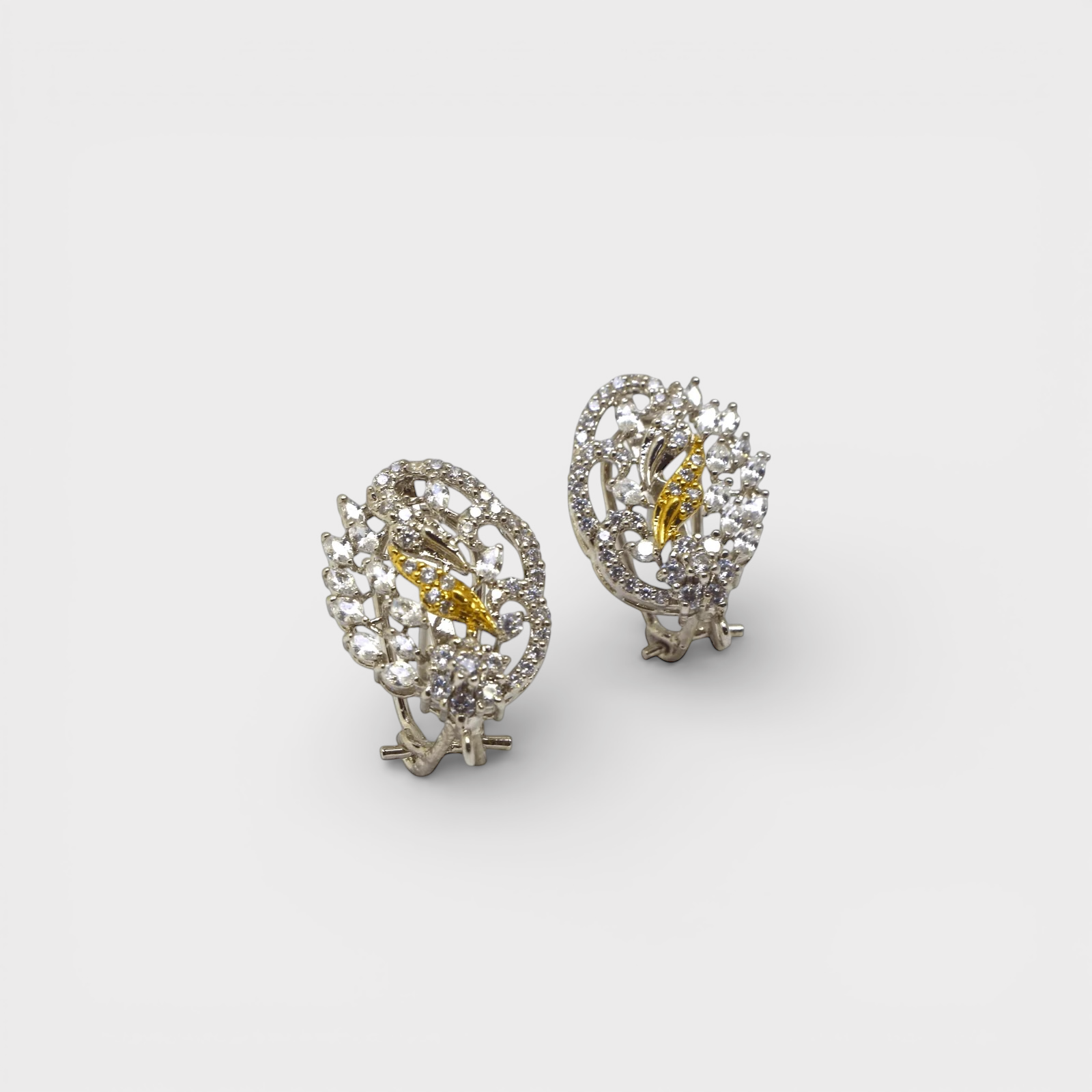 Crystal Comet Studs