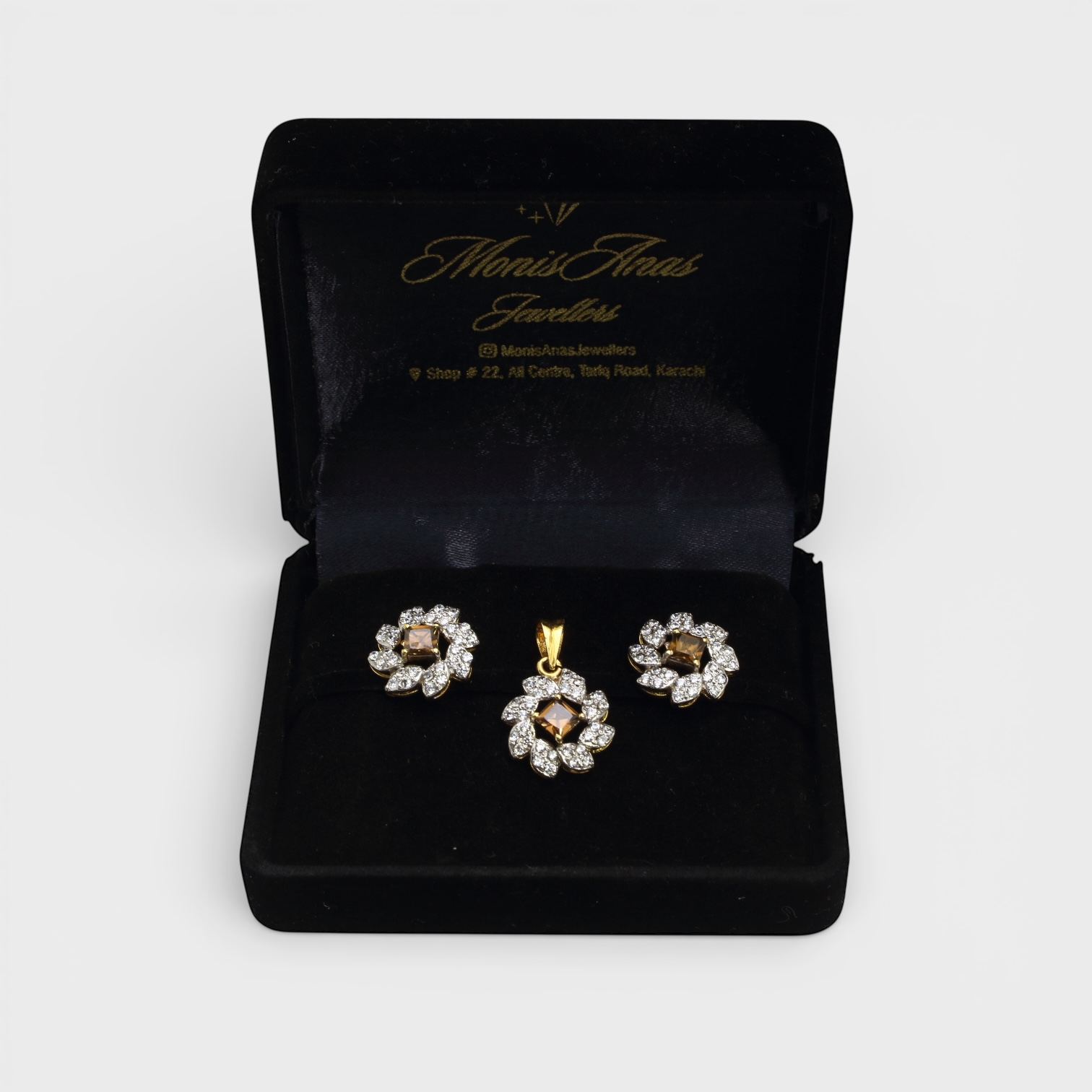 Champagne Zircon Pearl Floral Set – Pendant & Earrings