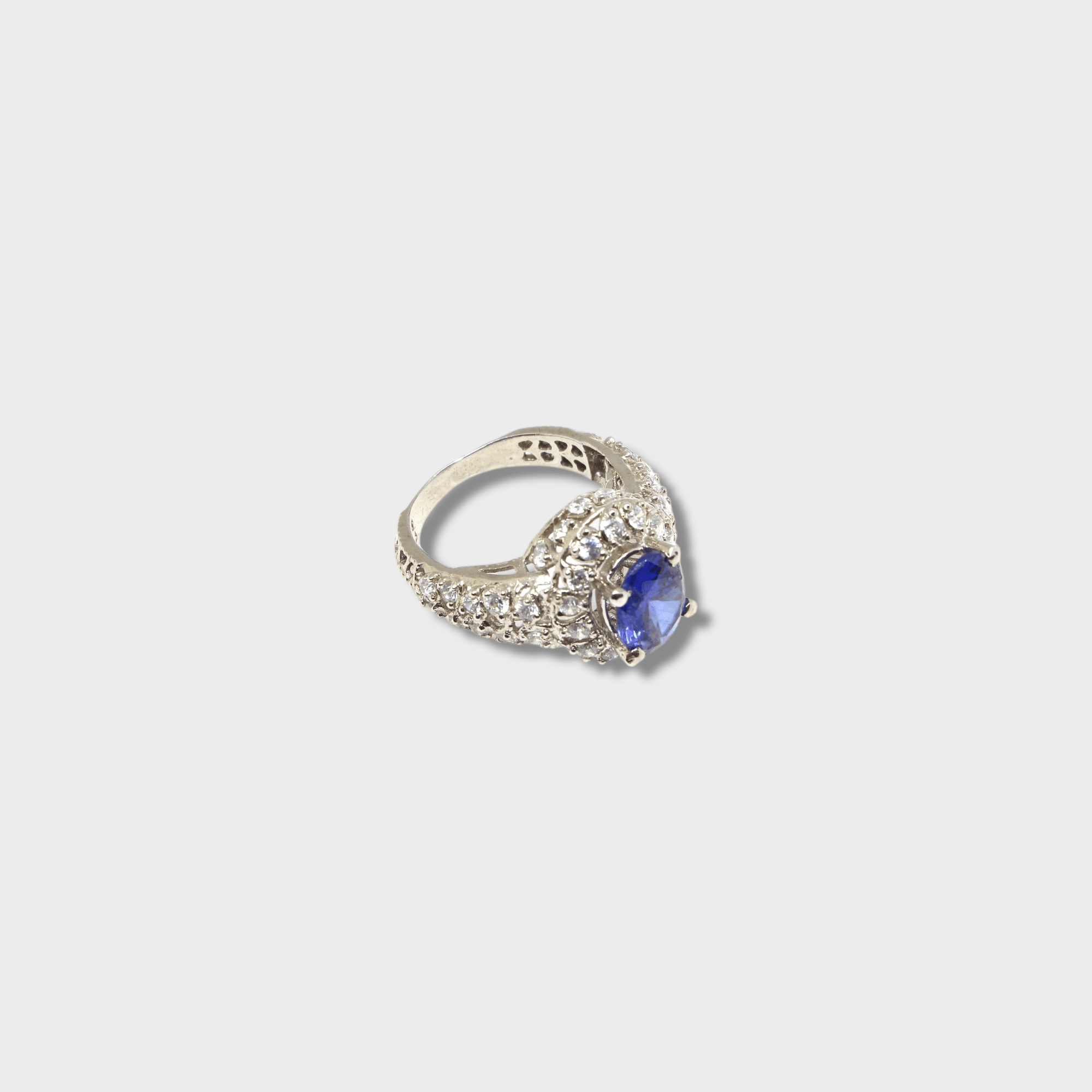 Sapphire Starburst Halo Ring - Monis Anas Jewellers