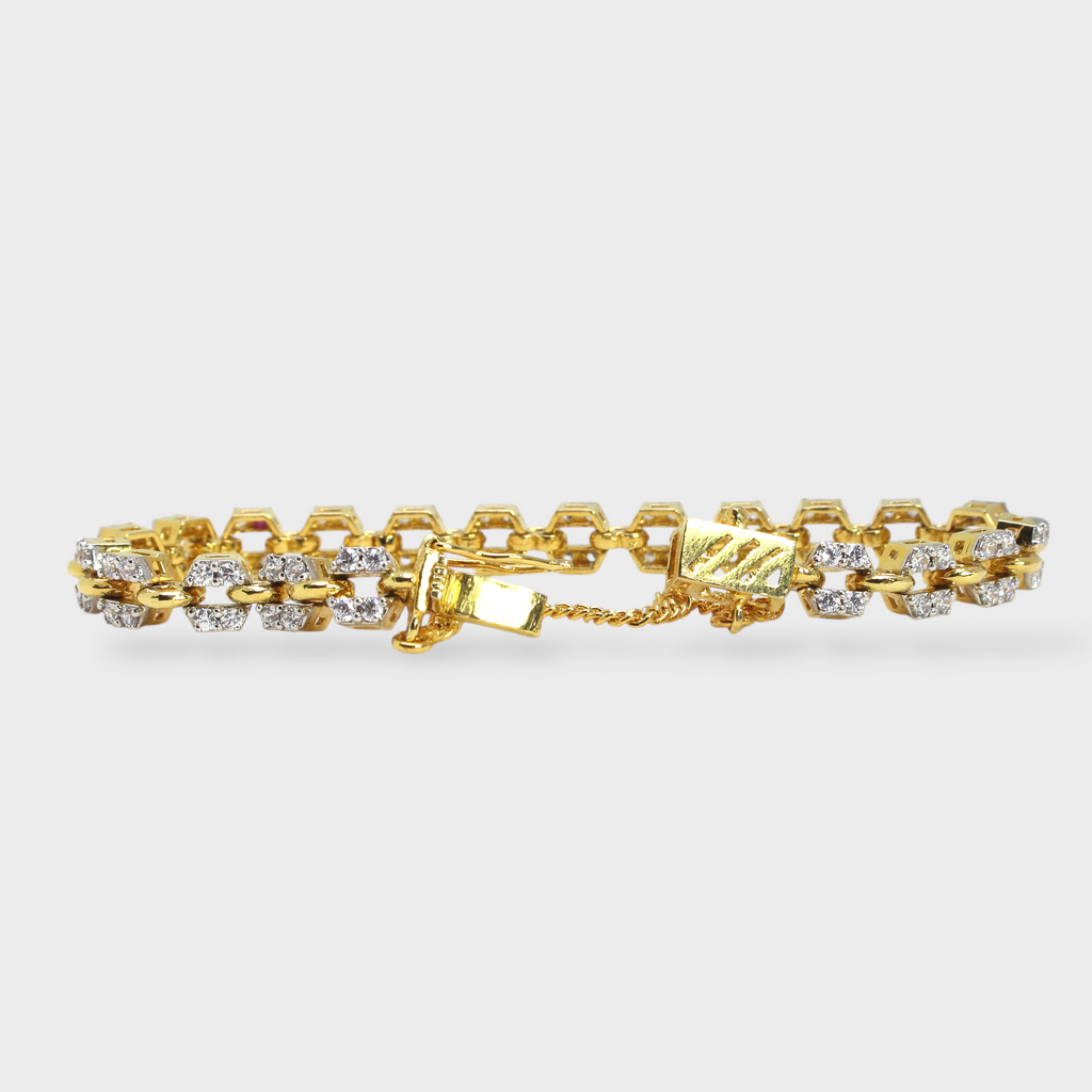 Iced Cuban Link Bracelet – 18K Gold Plated