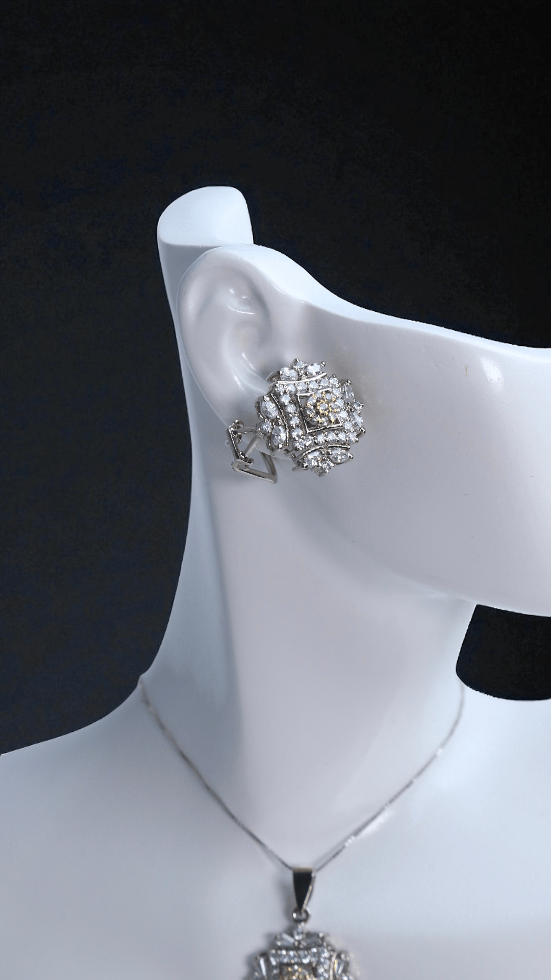 Celestial Starburst Suite - Monis Anas Jewellers