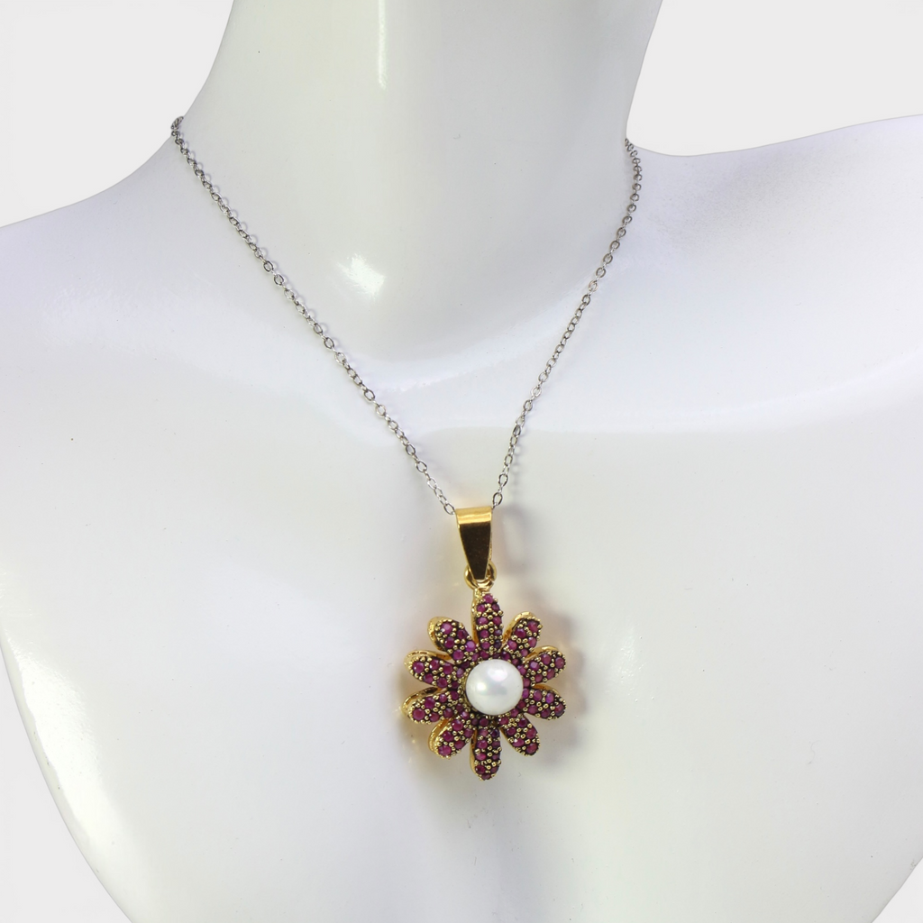 Ruby Pearl Daisy Set