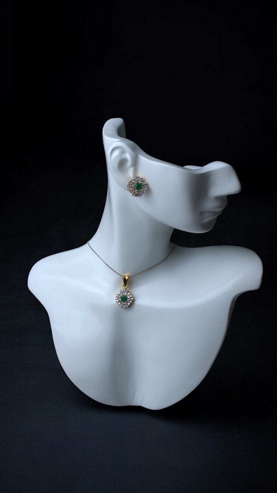 Emerald Petal Suite - Monis Anas Jewellers