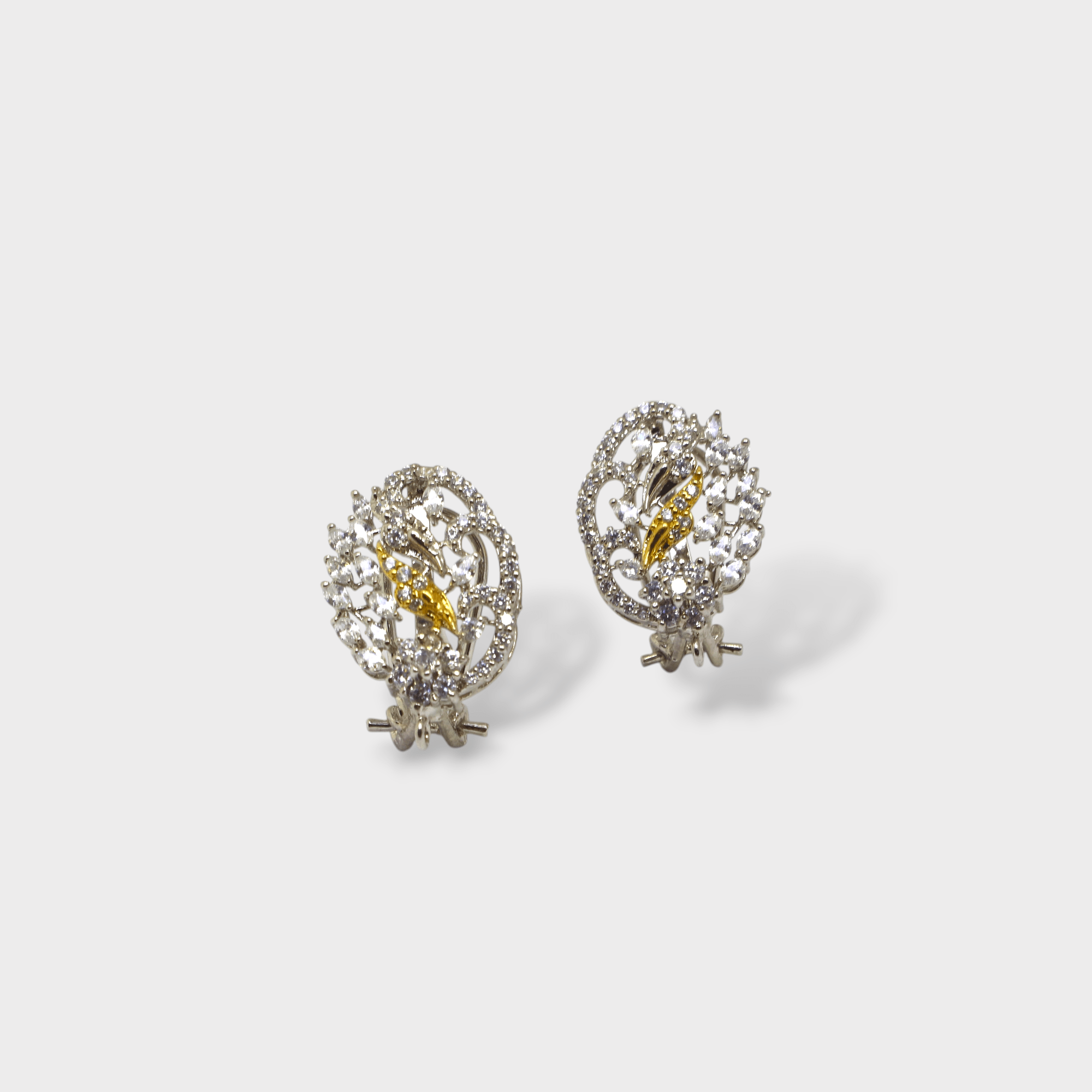Crystal Comet Studs - Monis Anas Jewellers