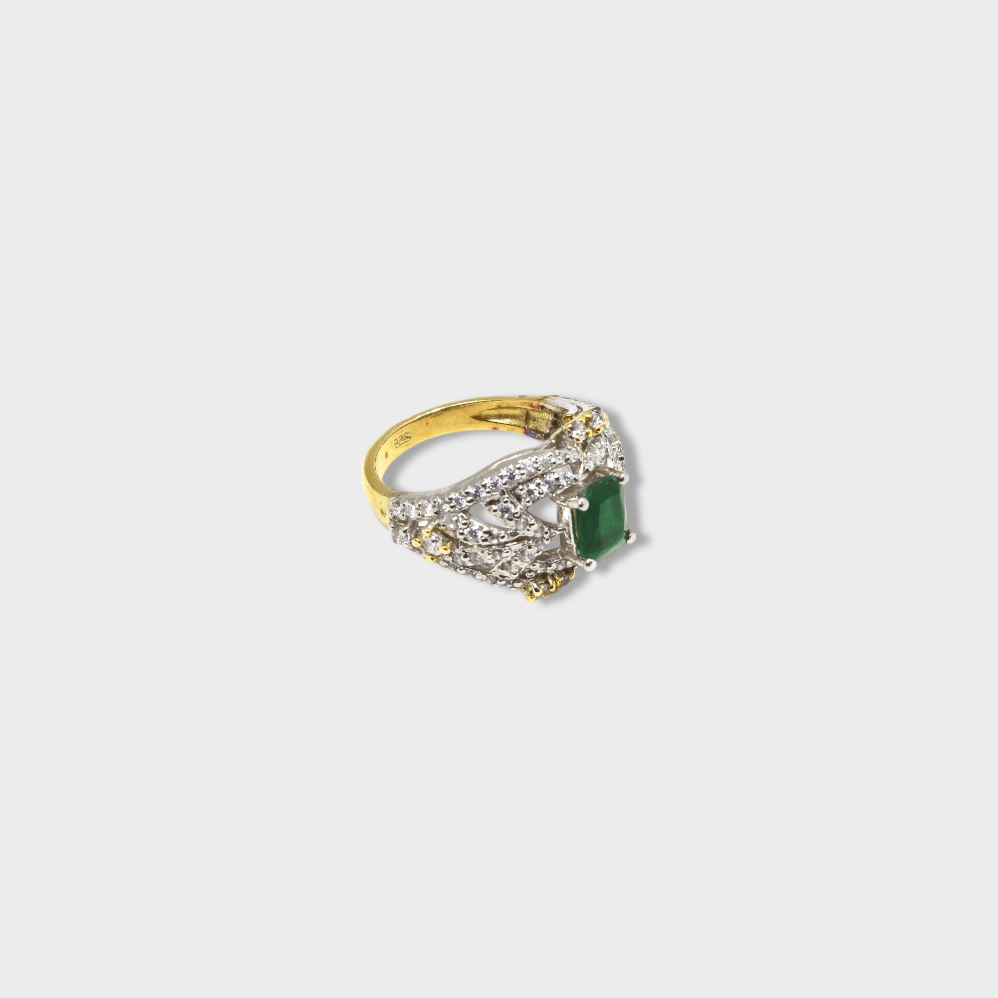 Emerald Enigma Ring - Monis Anas Jewellers