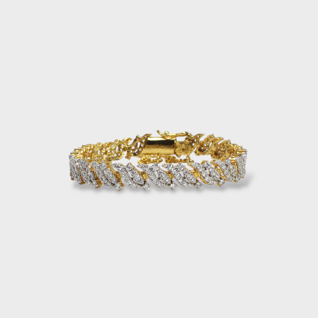 Full Iced Cuban Link Bracelet – 18K Gold Plated
