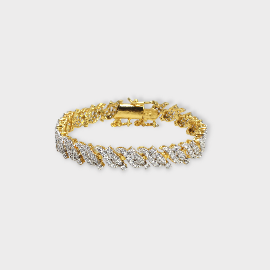 Full Iced Cuban Link Bracelet – 18K Gold Plated