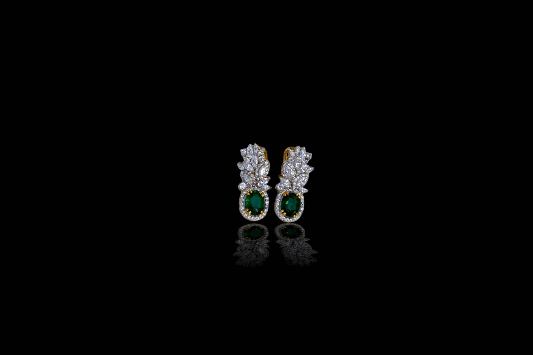 Regal Emerald Laurel Drop Earrings - Monis Anas Jewellers