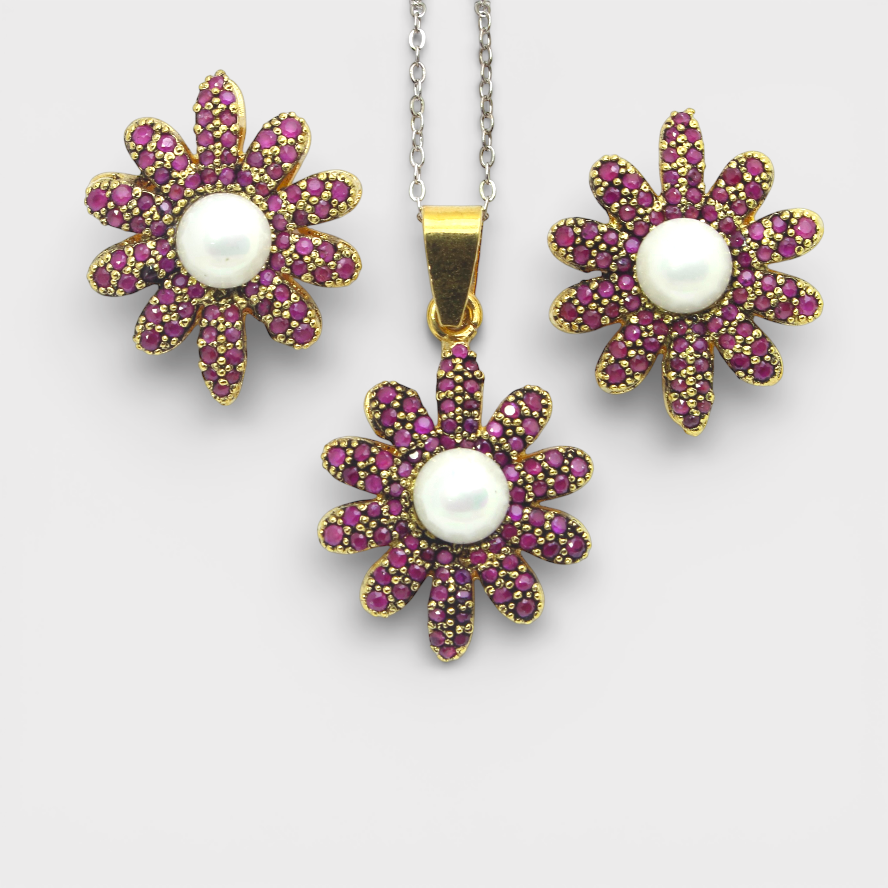 Ruby Pearl Daisy Set