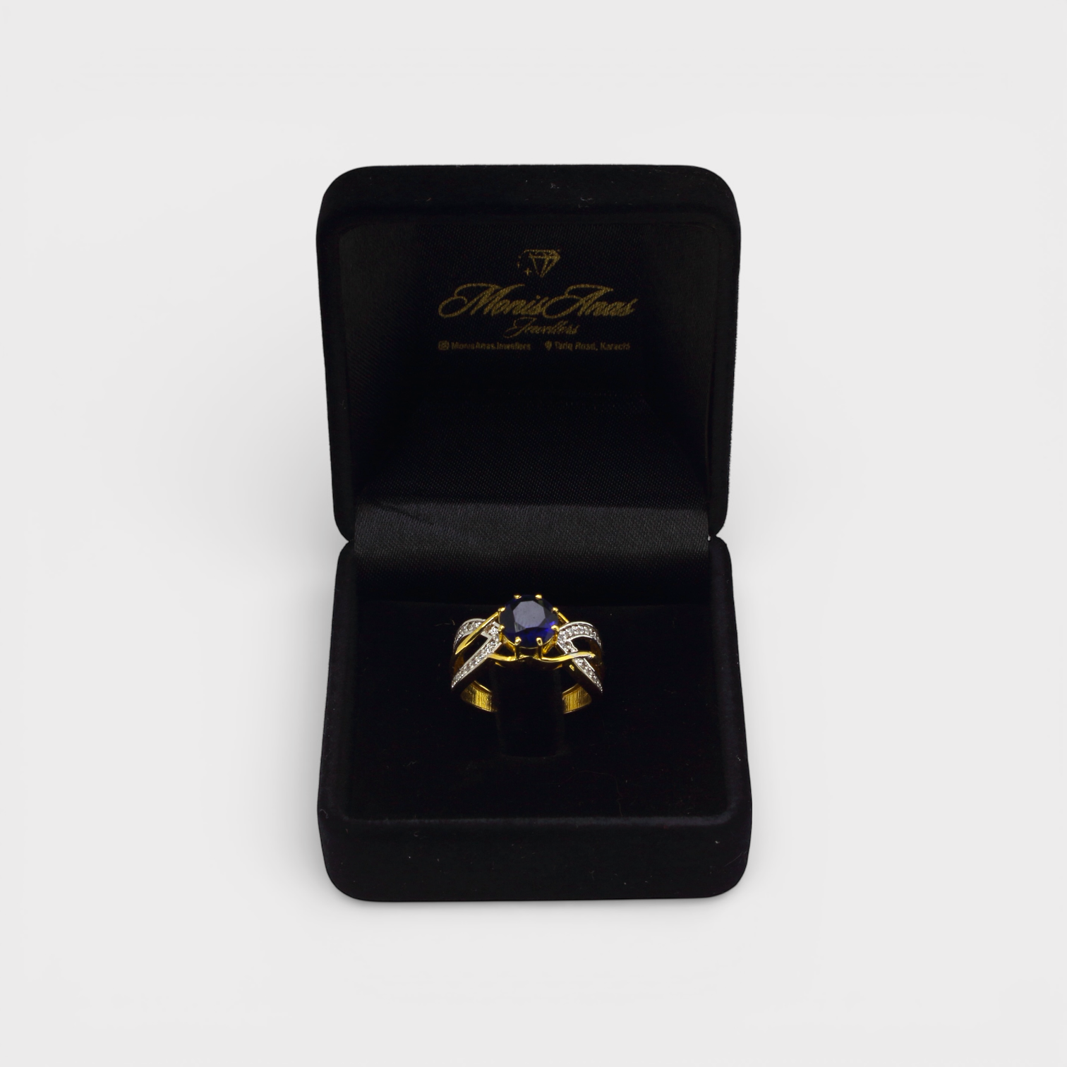 Royal Infinity Sapphire Ring – Oval Blue Gem