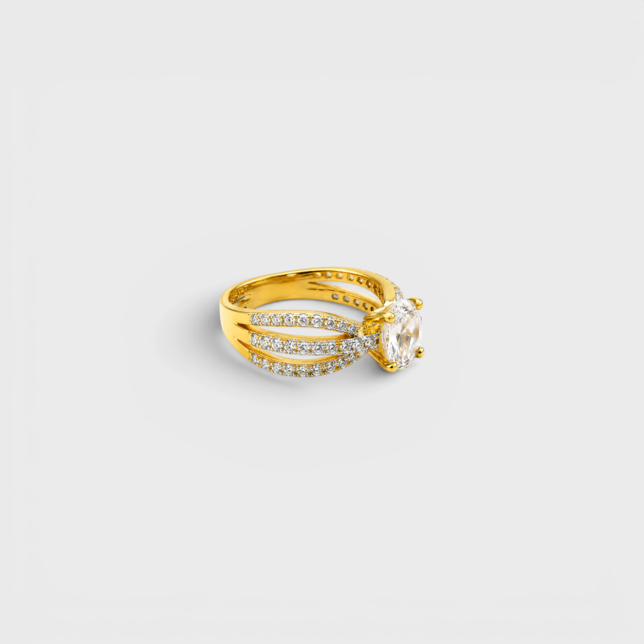 Cognac Zircon Floral Solitaire Ring