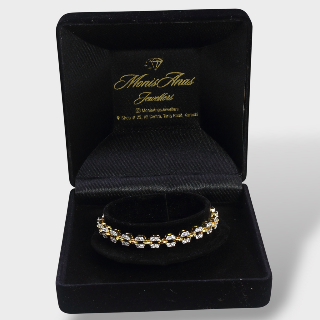 Iced Cuban Link Bracelet – 18K Gold Plated