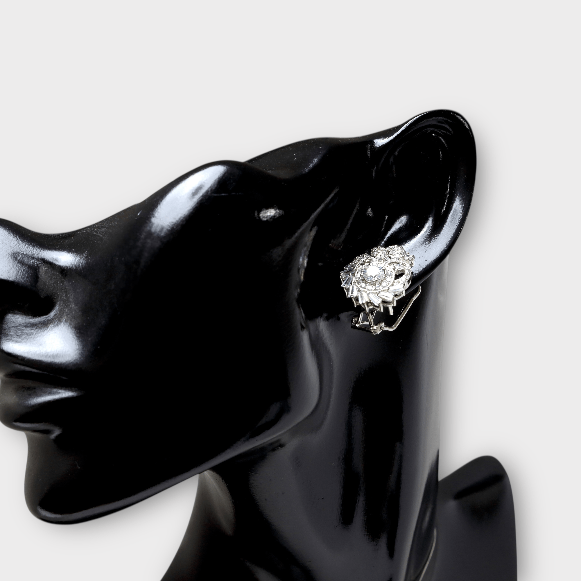 Supernova Ice Set - Monis Anas Jewellers