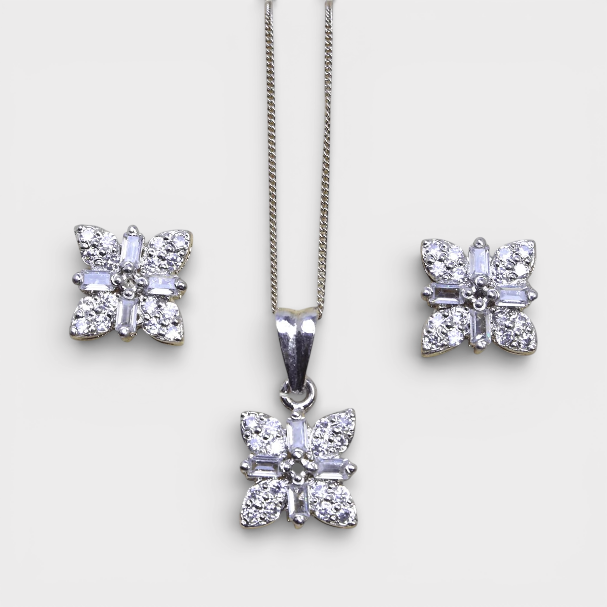 Royal Butterfly Locket Suite