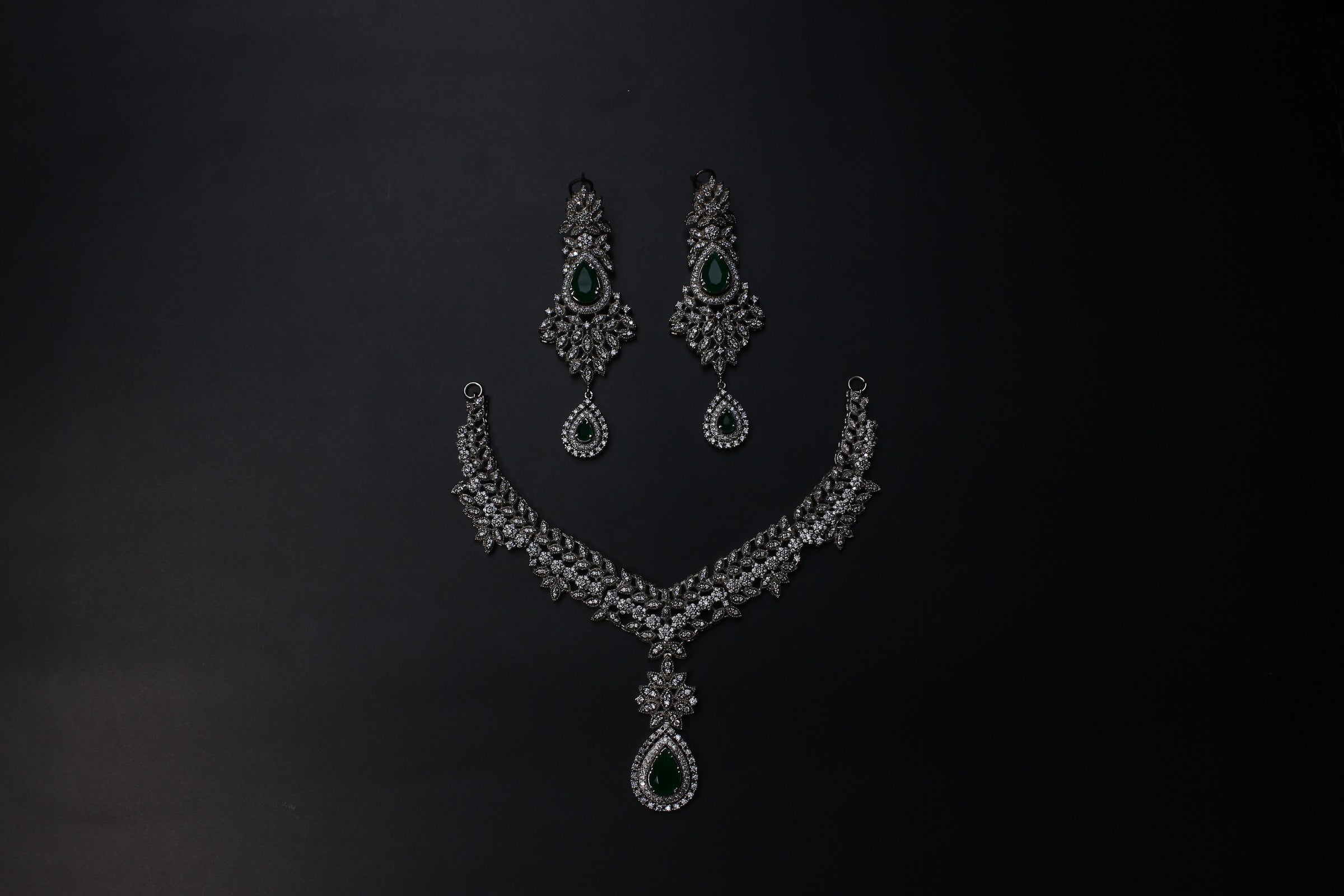 Monis Anas Jewellers collection