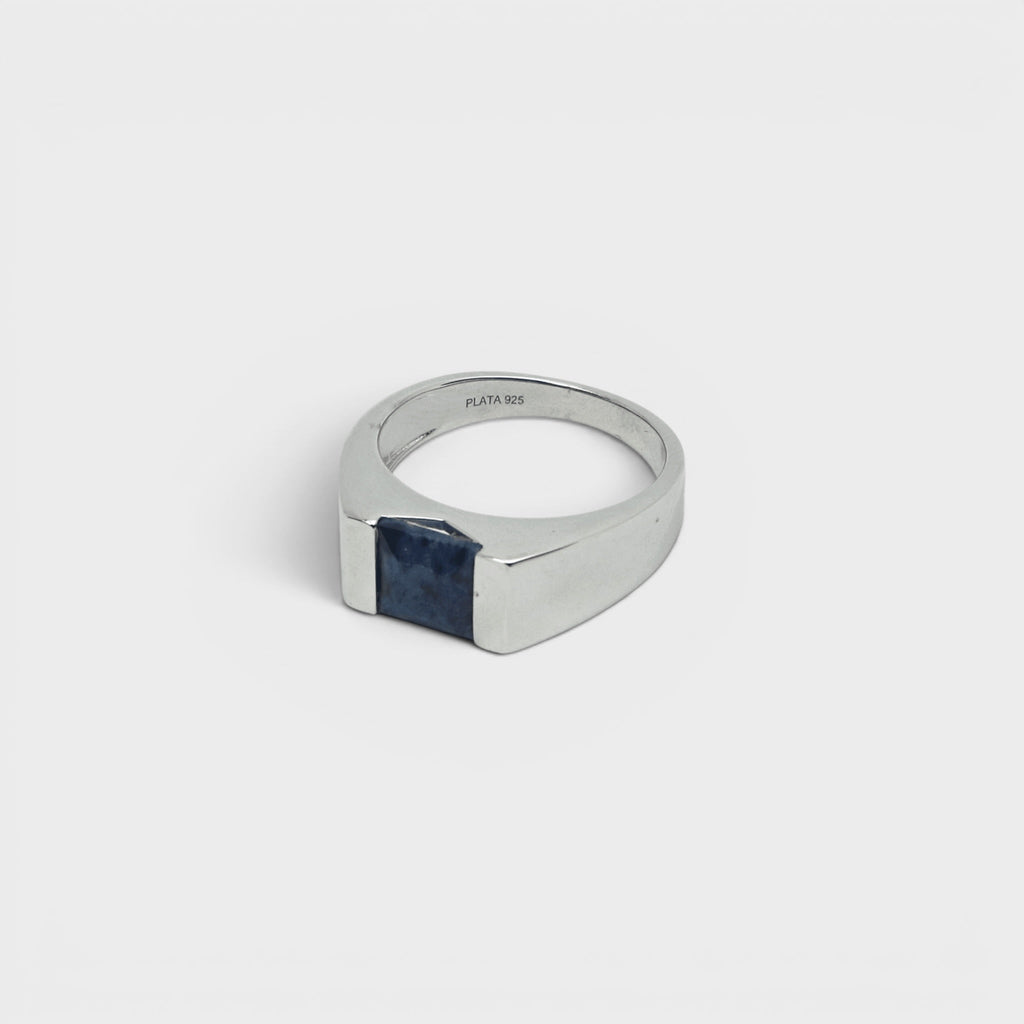 African Blue Sapphire Ring - Monis Anas Jewellers
