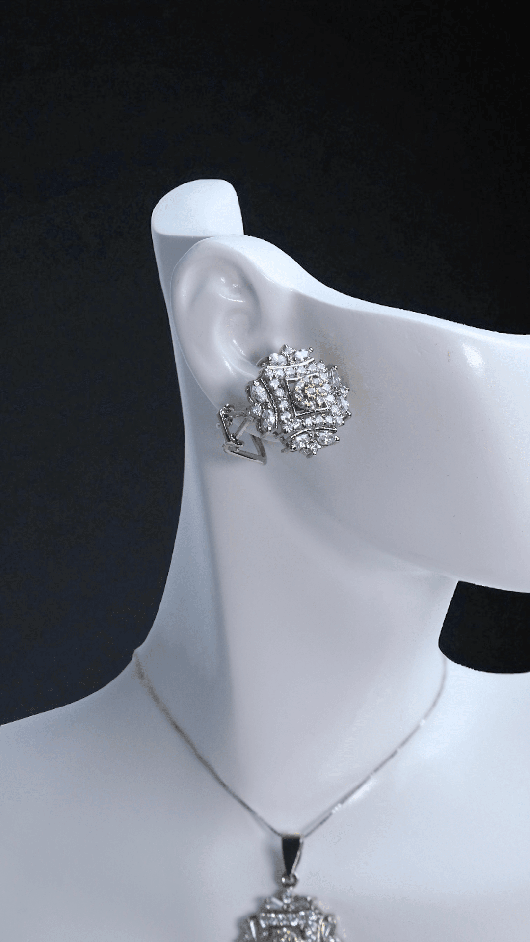 Celestial Starburst Suite - Monis Anas Jewellers