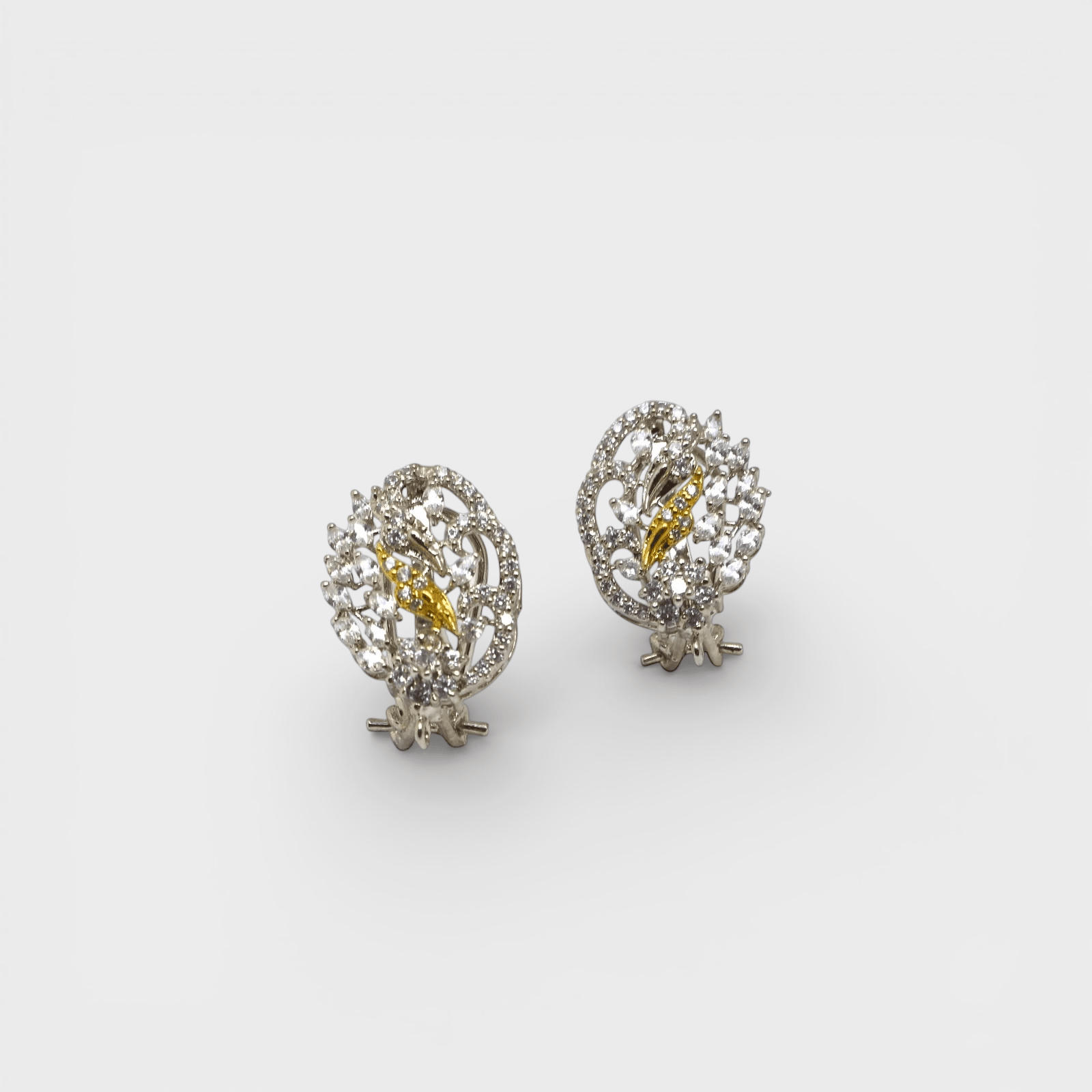Crystal Comet Studs - Monis Anas Jewellers