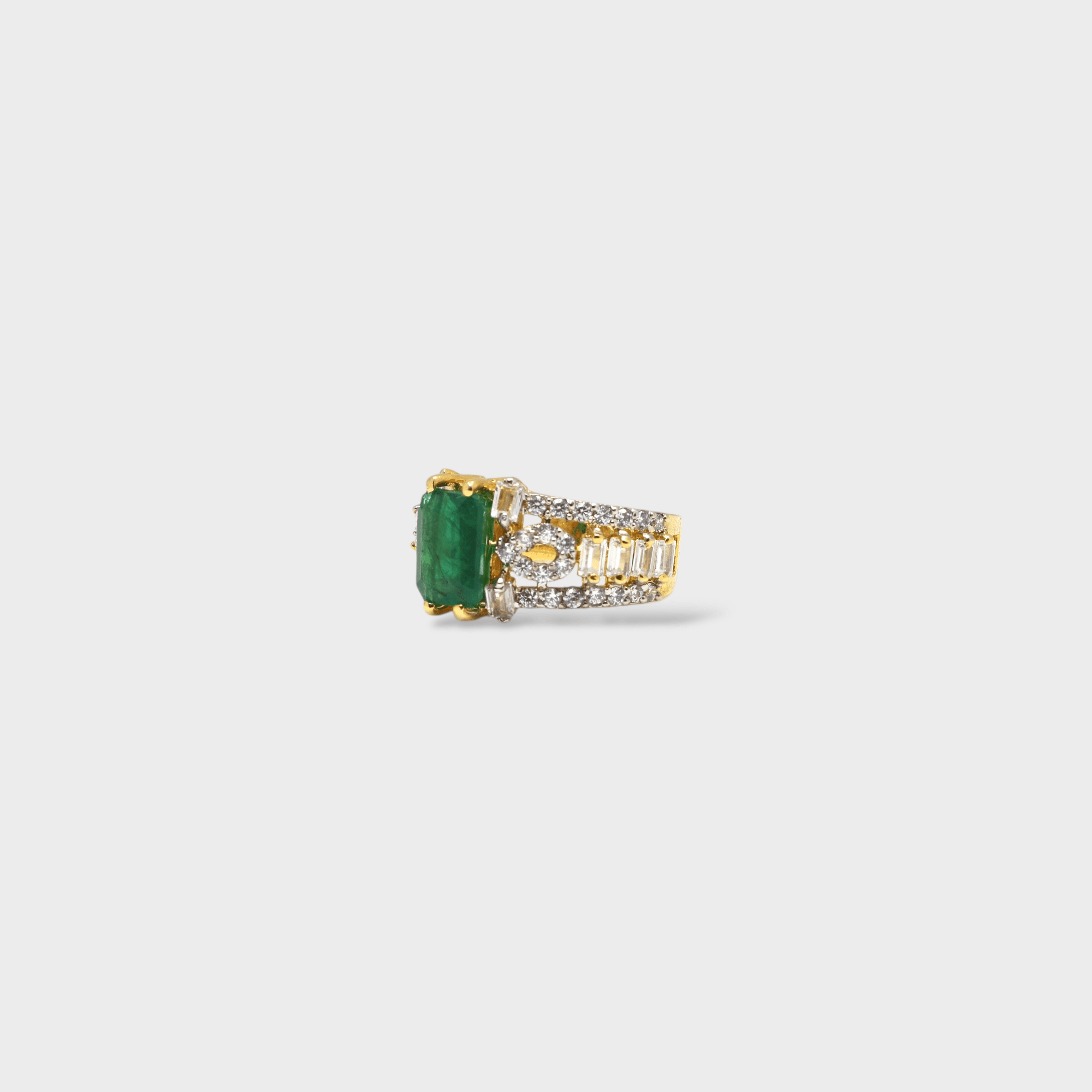 Emerald Monarch Ring - Monis Anas Jewellers