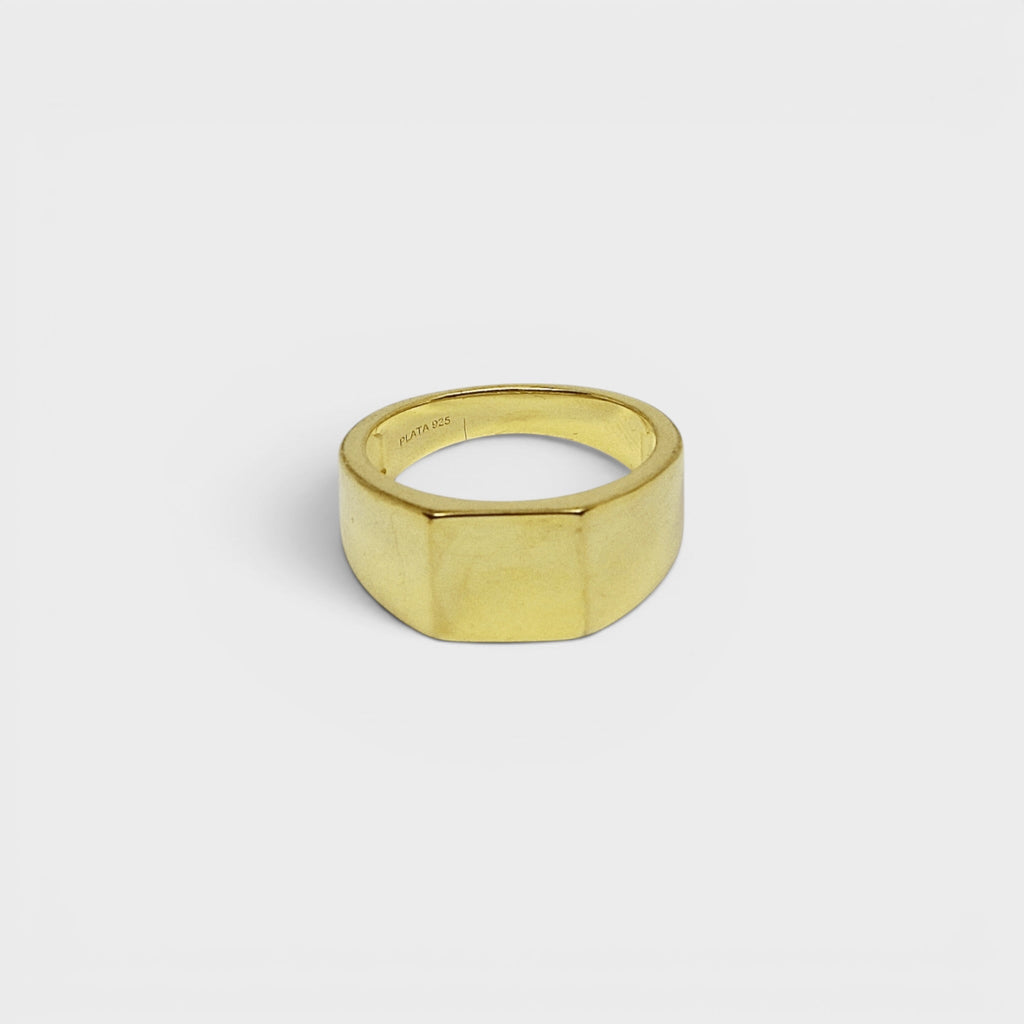 Gold Flat Signet Ring - Monis Anas Jewellers