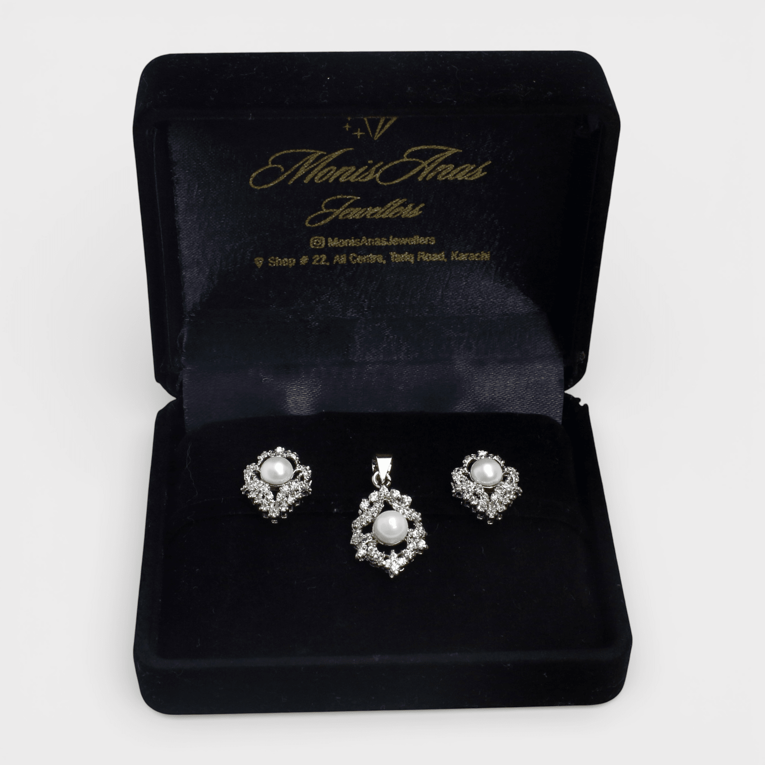 Ivory Halo Set - Monis Anas Jewellers