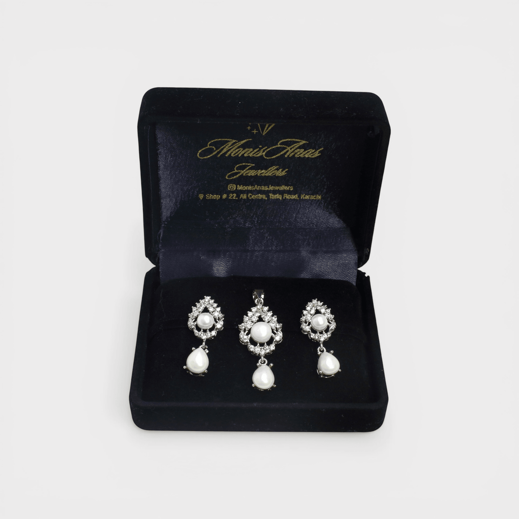 Royal Pearl Drop Set - Monis Anas Jewellers