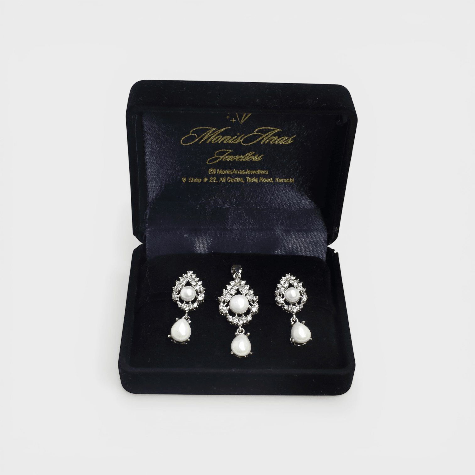 Royal Pearl Drop Set - Monis Anas Jewellers
