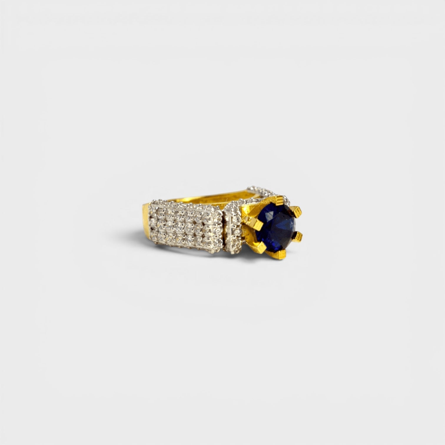 Sapphire Halo - Monis Anas Jewellers