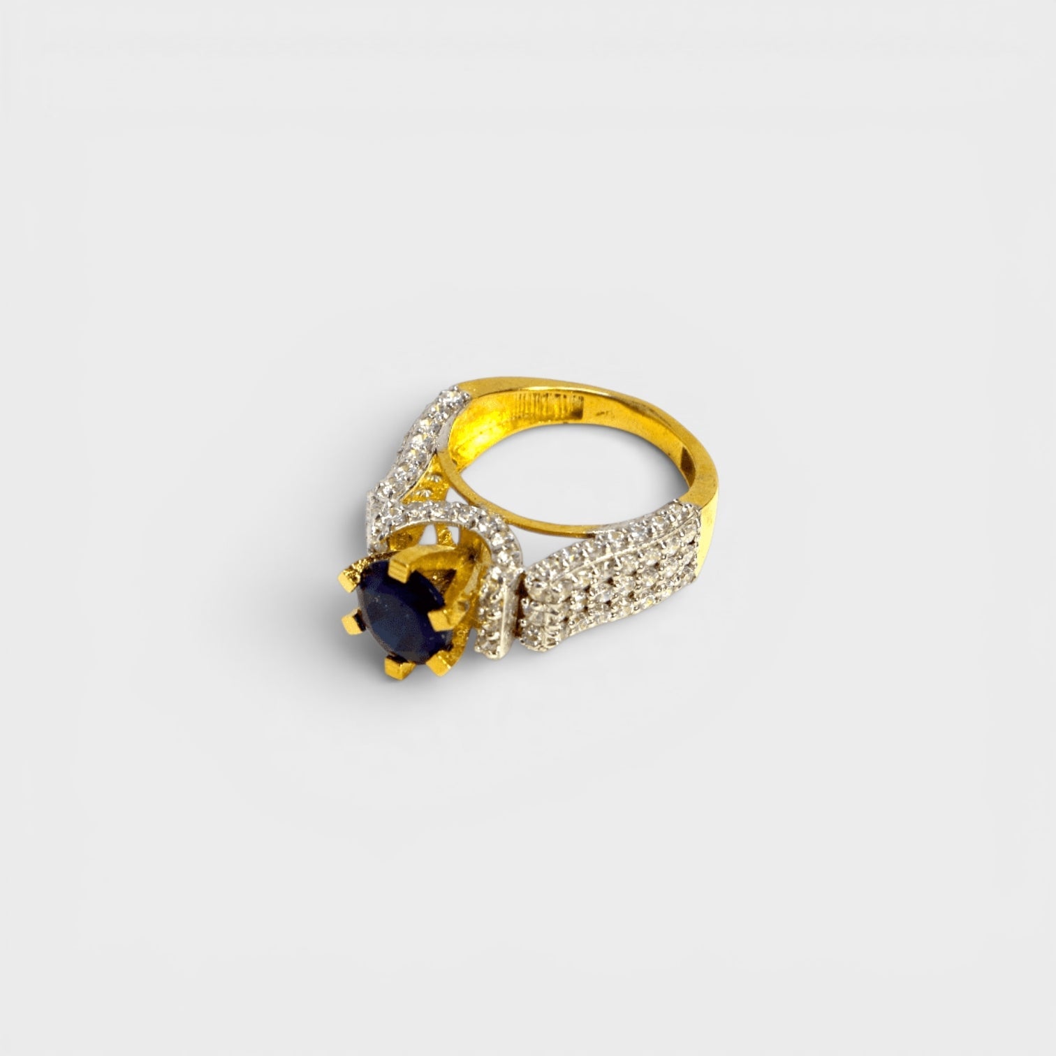 Sapphire Halo - Monis Anas Jewellers