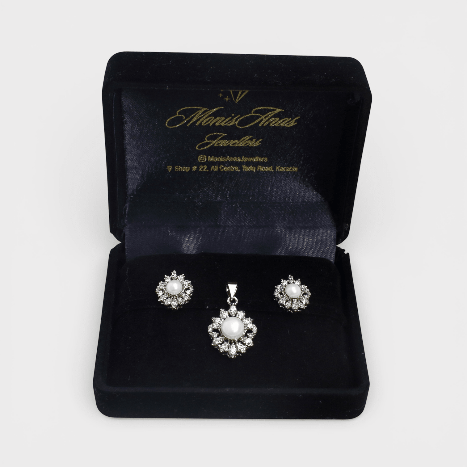Silver Daisy Set - Monis Anas Jewellers