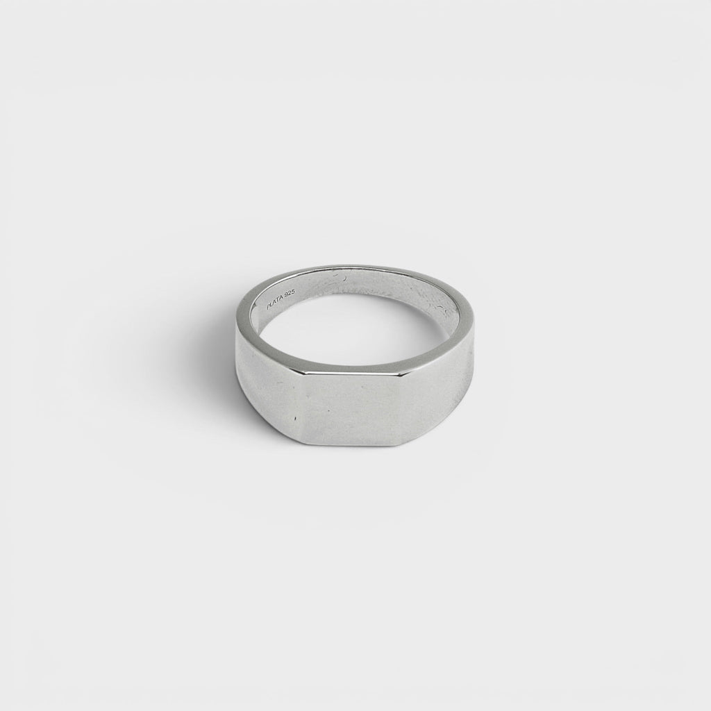 Silver Flat Signet Ring - Monis Anas Jewellers