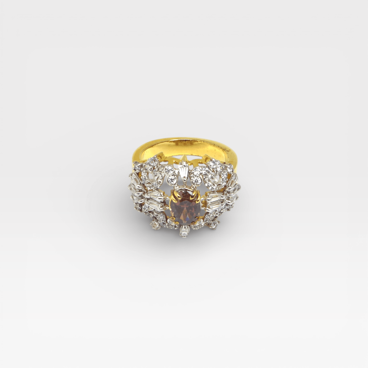 Sunrise Halo Ring - Monis Anas Jewellers