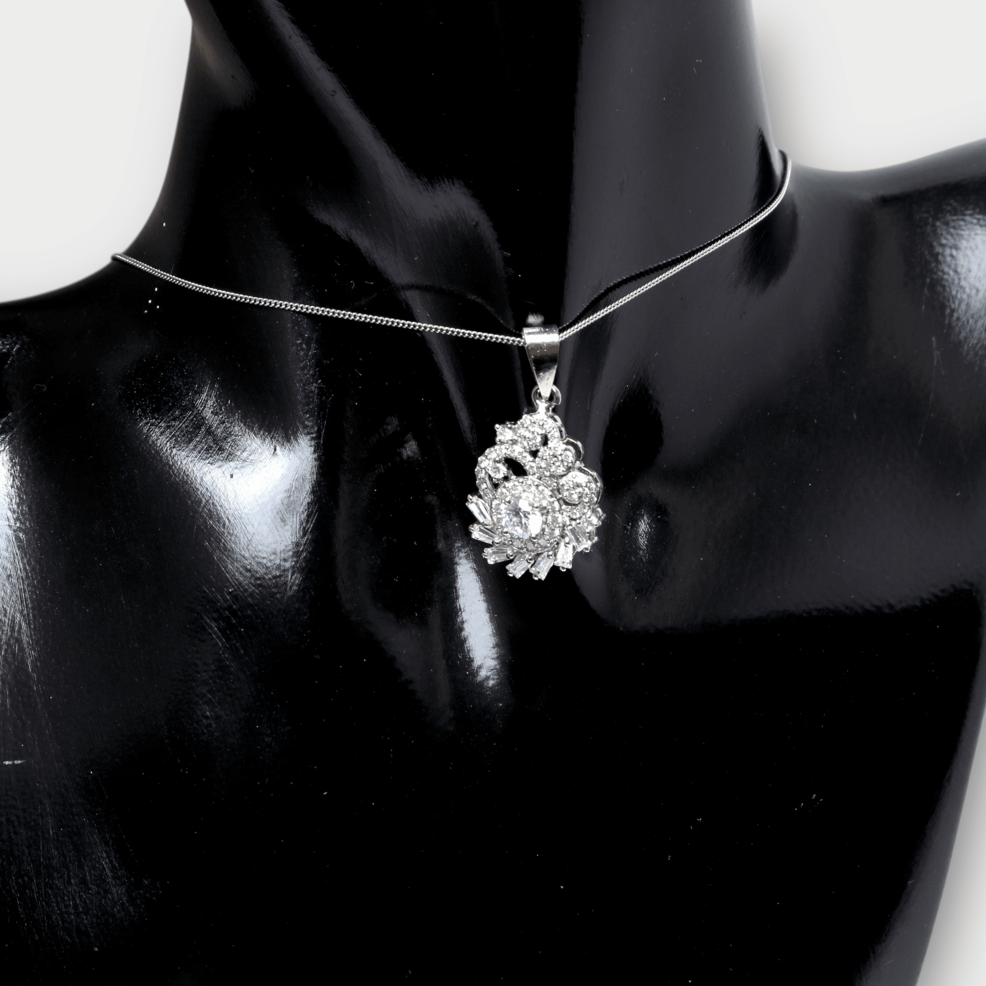 Supernova Ice Set - Monis Anas Jewellers